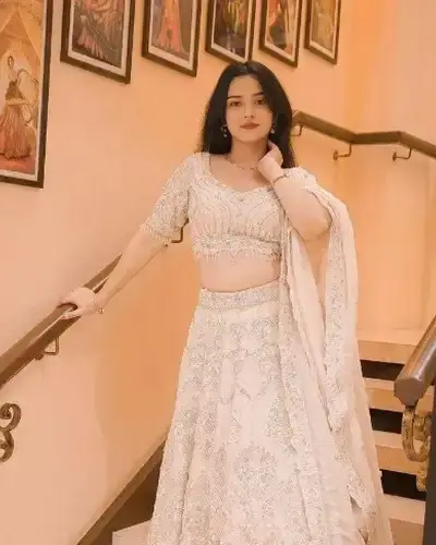 Escort Gadarwara